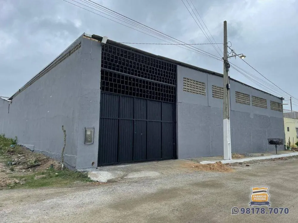 Depósito-Galpão, 840 m² - Foto 1