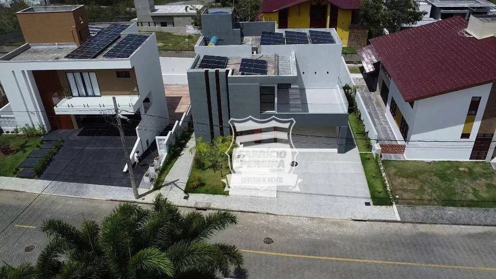 Casa de Condomínio à venda com 4 quartos, 388m² - Foto 2