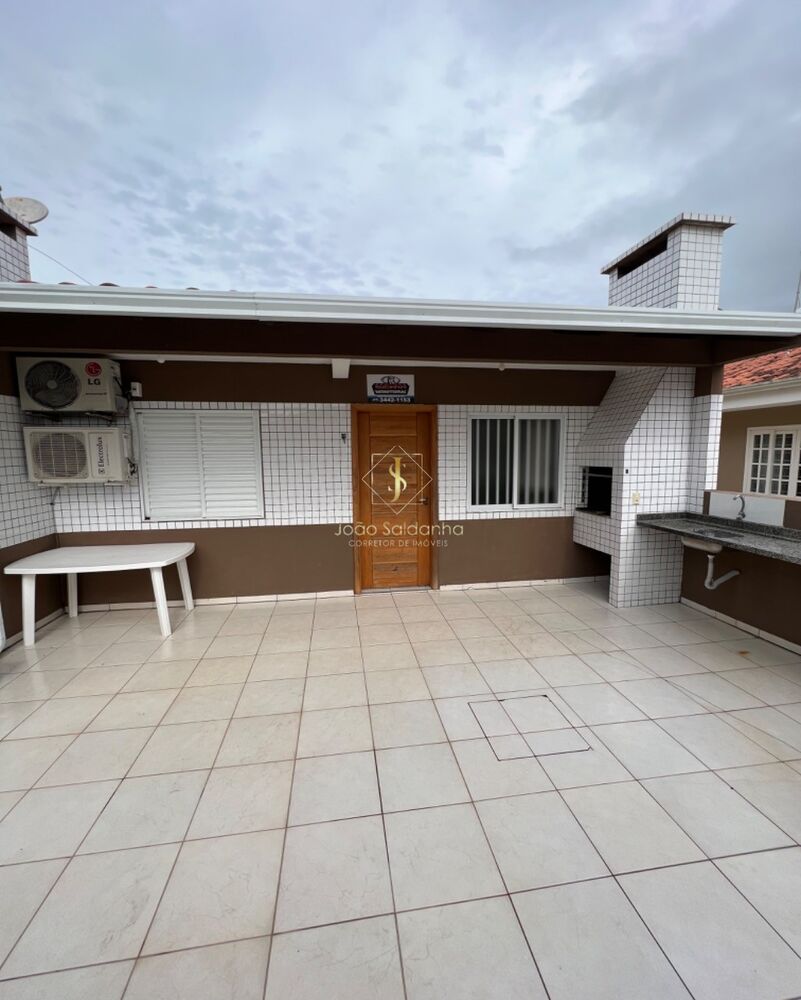 Casa, 2 quartos, 52 m² - Foto 1