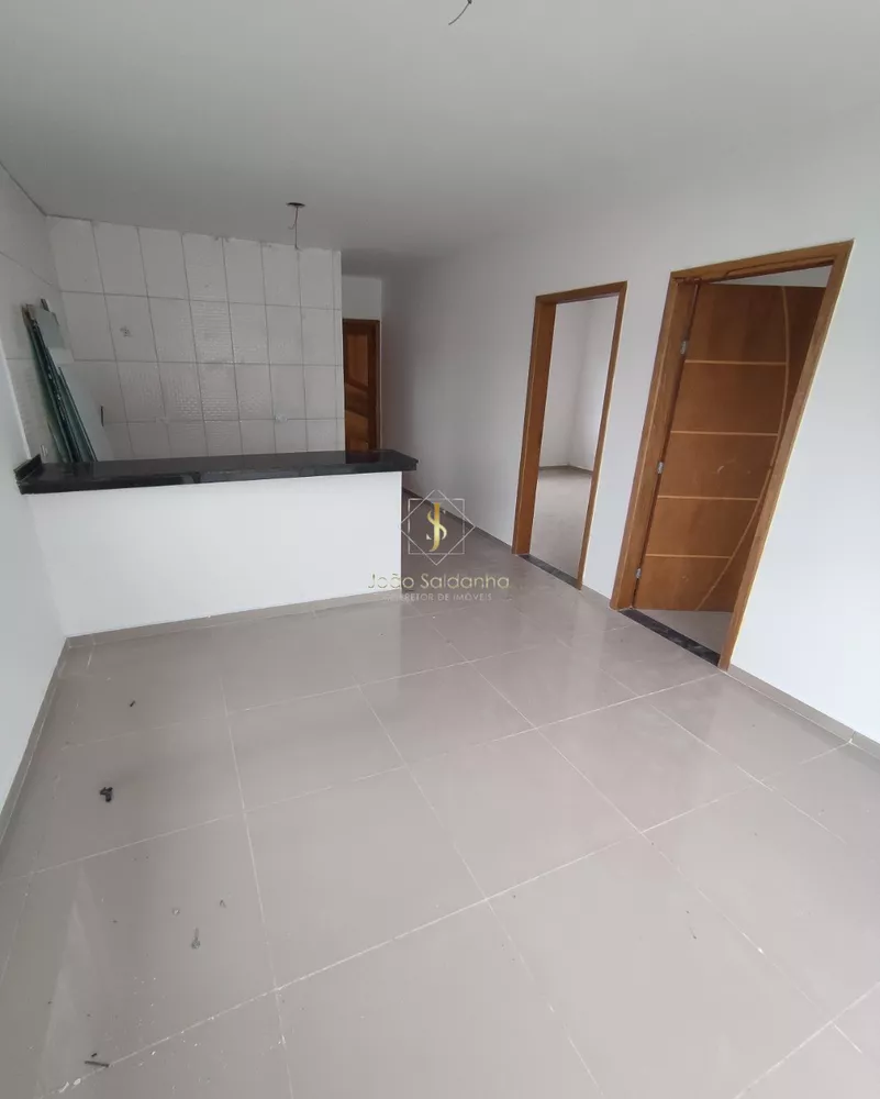 Casa à venda com 2 quartos, 52m² - Foto 13