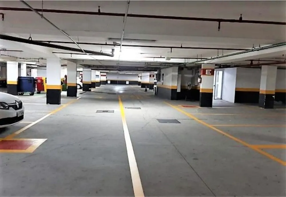 Sala-Conjunto, 1350 m² - Foto 4