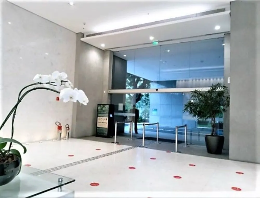 Sala-Conjunto, 1350 m² - Foto 7