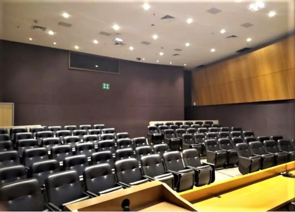 Sala-Conjunto, 1350 m² - Foto 5
