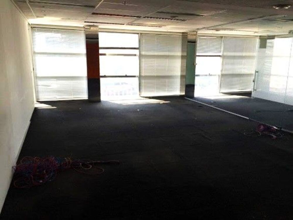 Sala-Conjunto, 200 m² - Foto 1