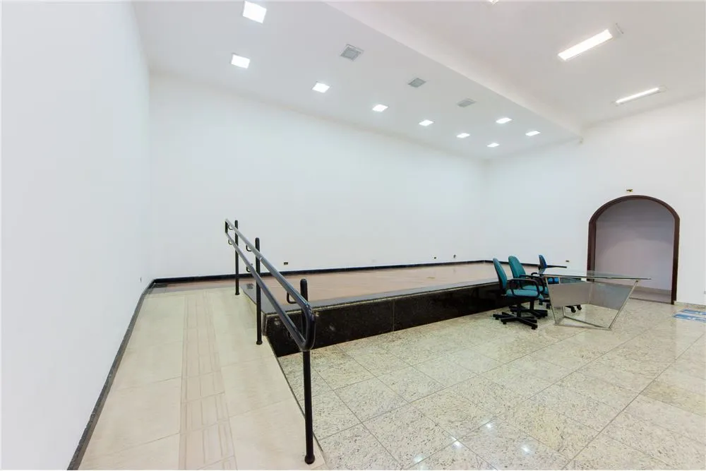 Depósito-Galpão, 228 m² - Foto 1