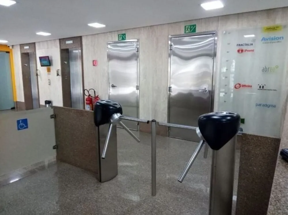 Sala-Conjunto, 266 m² - Foto 1