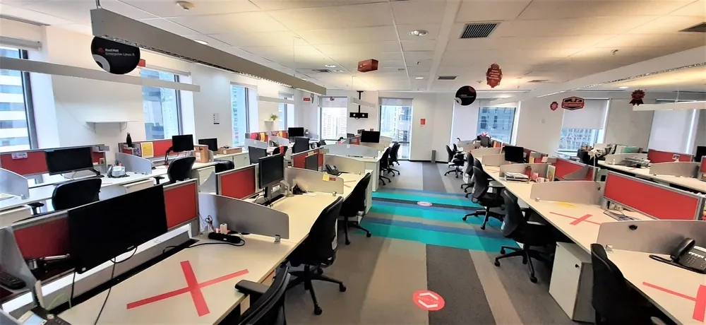 Sala-Conjunto, 1400 m² - Foto 1