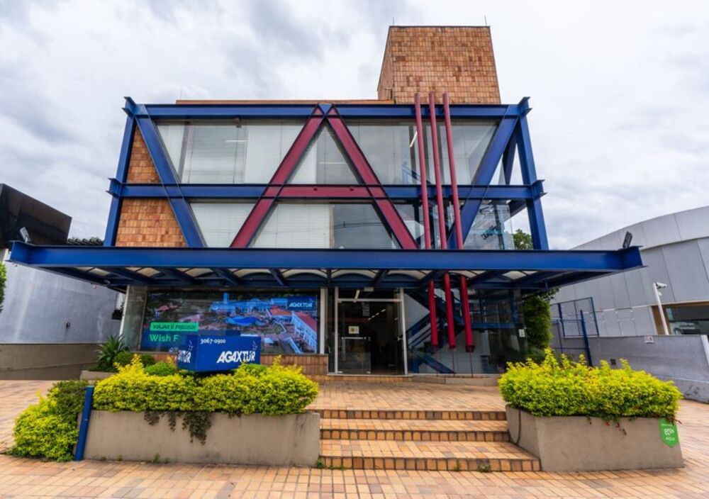 Prédio Inteiro para alugar, 1100m² - Foto 1