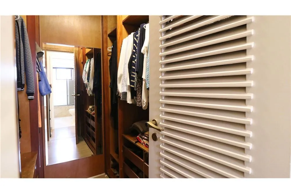 Apartamento, 3 quartos, 189 m² - Foto 2
