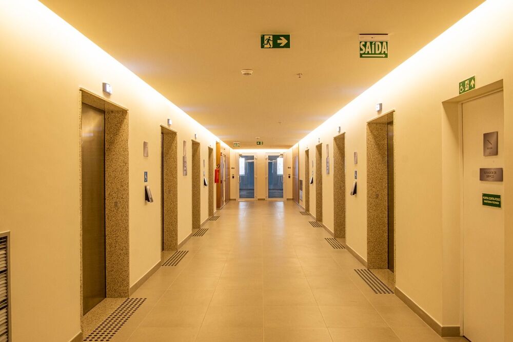Sala-Conjunto, 1115 m² - Foto 1