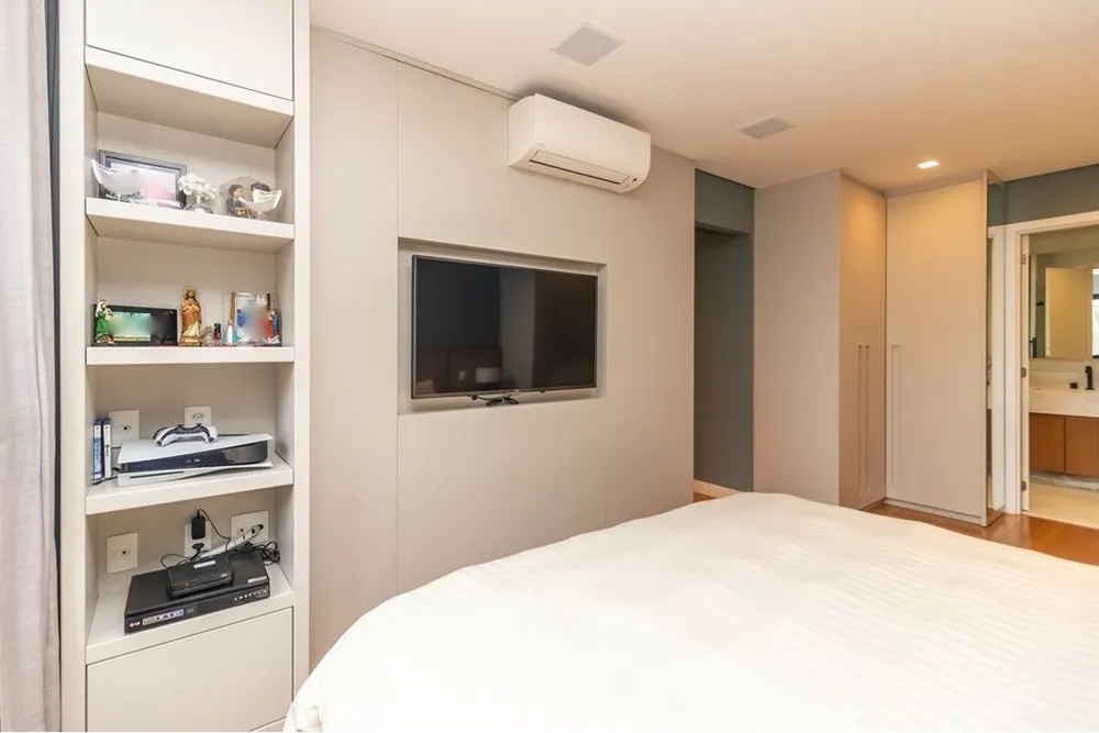 Apartamento, 3 quartos, 145 m² - Foto 1