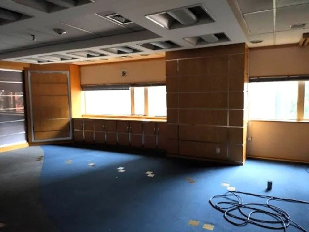 Sala-Conjunto, 1359 m² - Foto 2