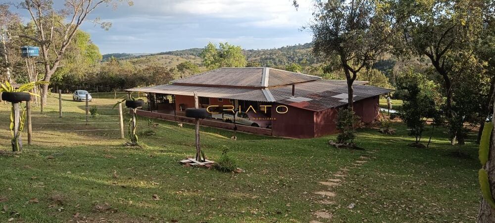 Chácara à venda com 4 quartos, 58000m² - Foto 2