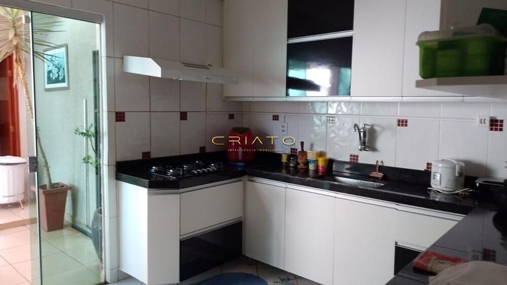 Casa, 4 quartos, 220 m² - Foto 3