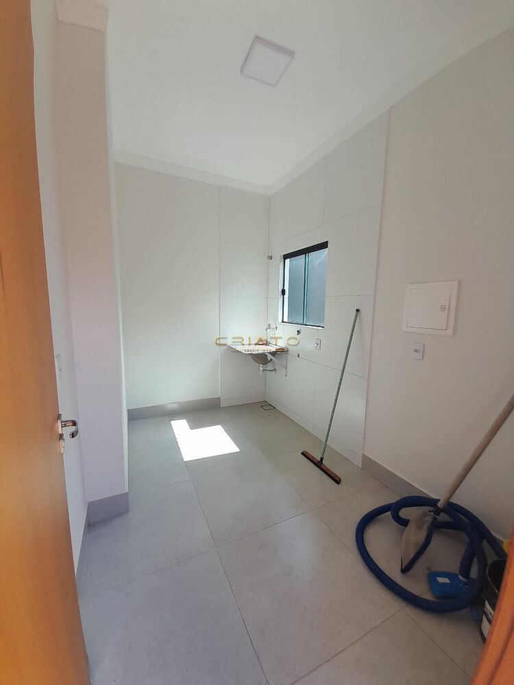 Casa à venda com 3 quartos, 215m² - Foto 10