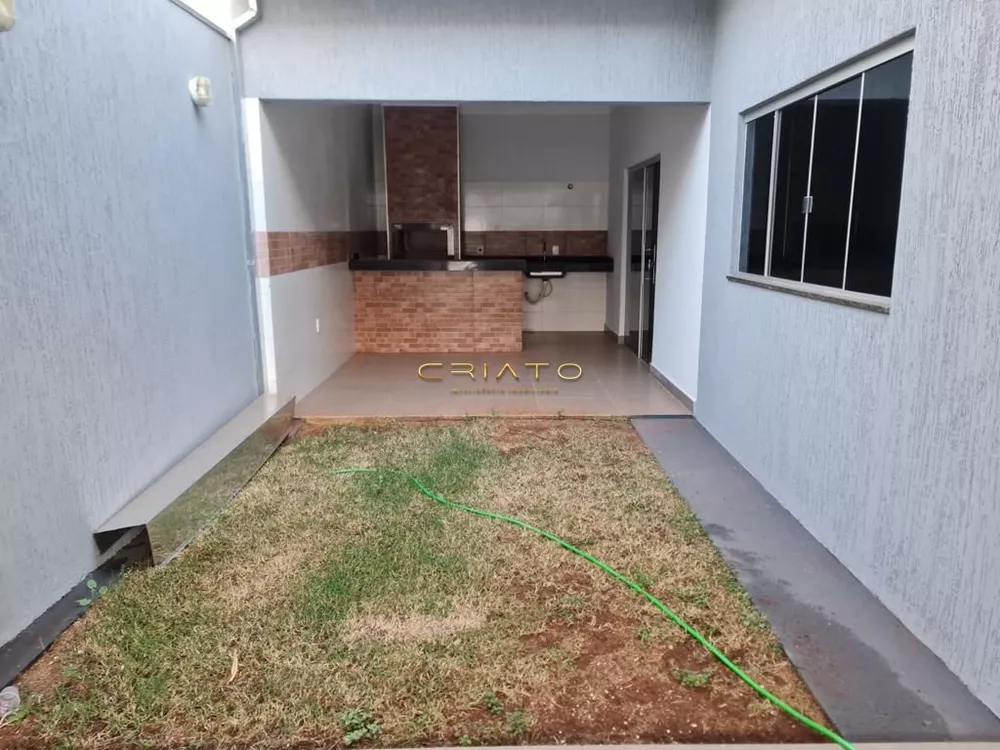 Casa à venda com 3 quartos, 145m² - Foto 3