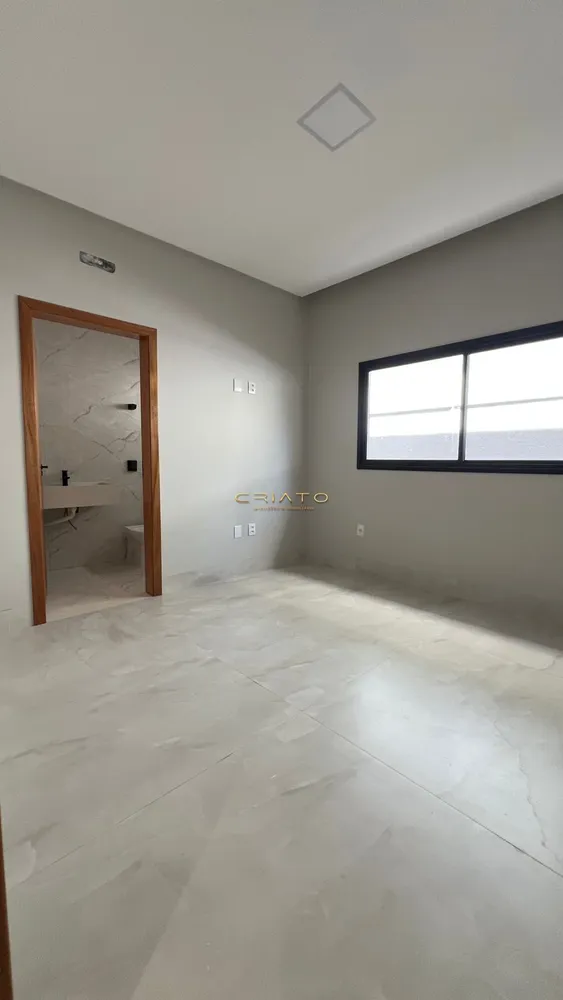 Casa, 3 quartos, 196 m² - Foto 3
