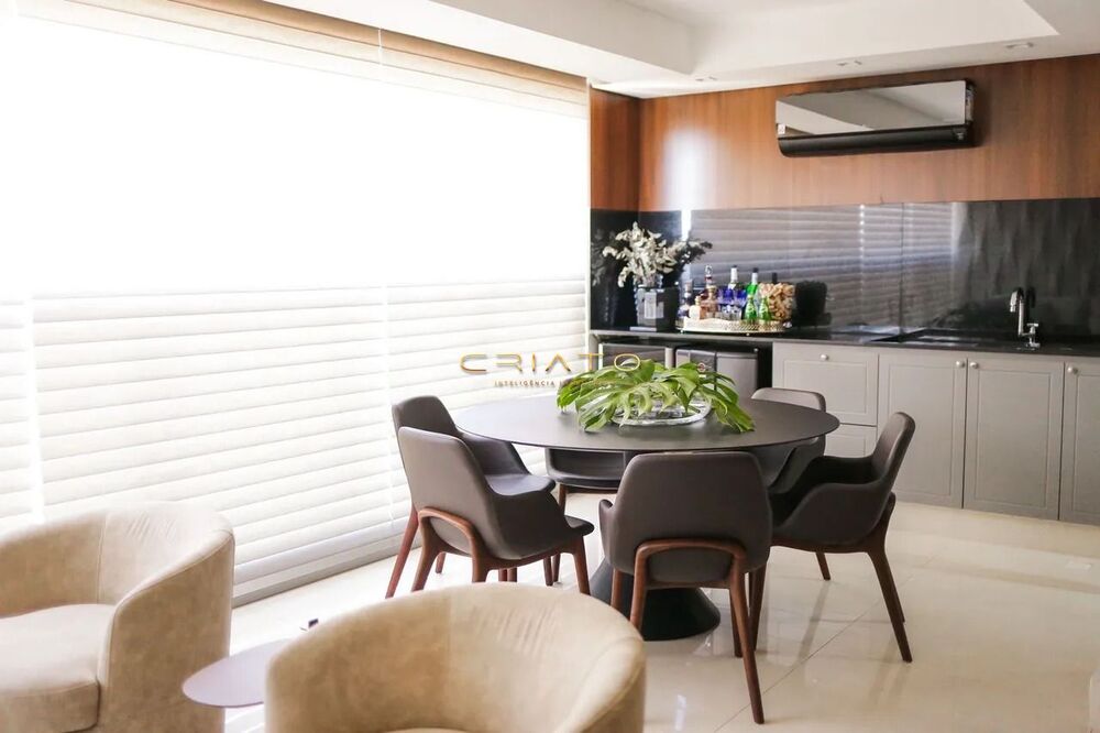 Apartamento à venda com 3 quartos, 151m² - Foto 4