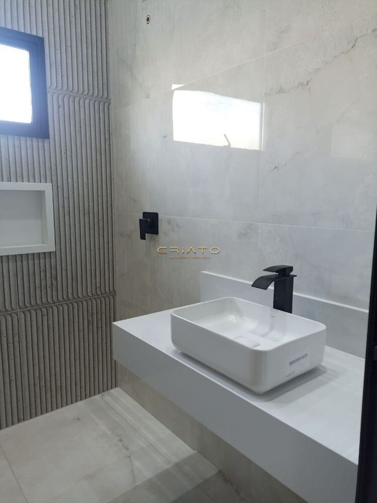 Casa, 3 quartos, 240 m² - Foto 11