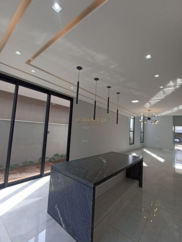 Casa, 3 quartos, 240 m² - Foto 13