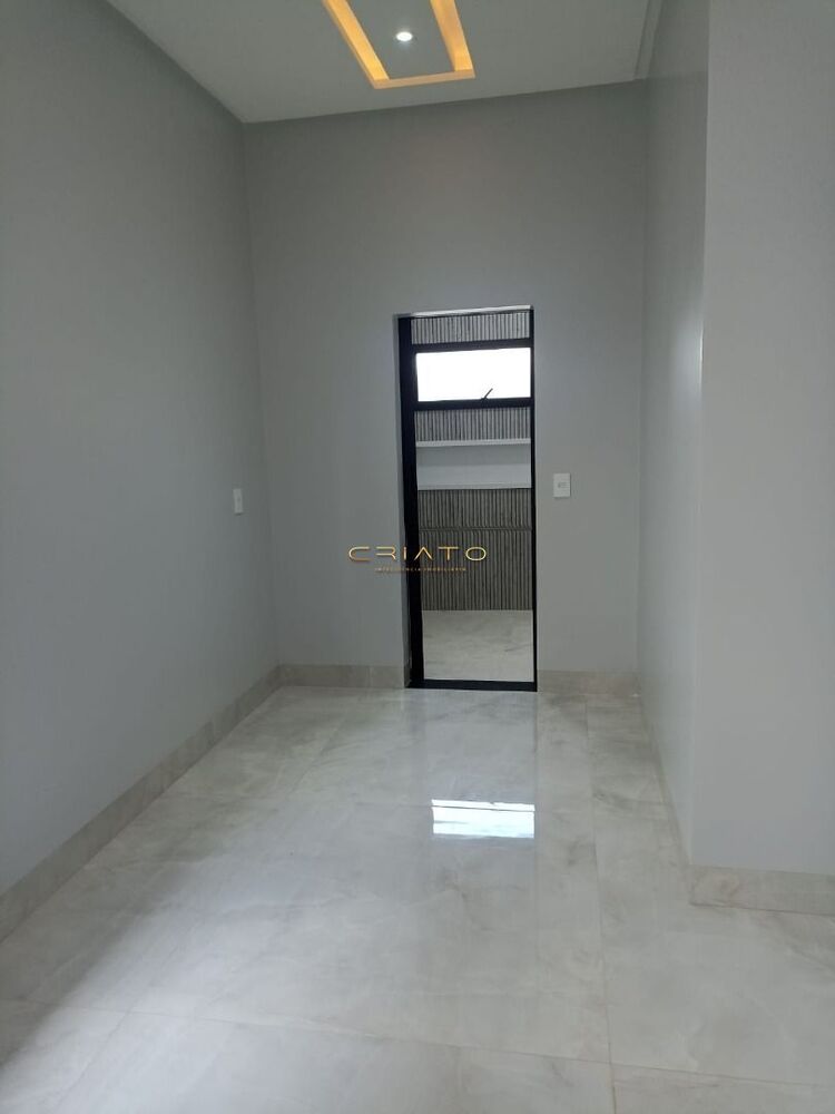 Casa, 3 quartos, 240 m² - Foto 17
