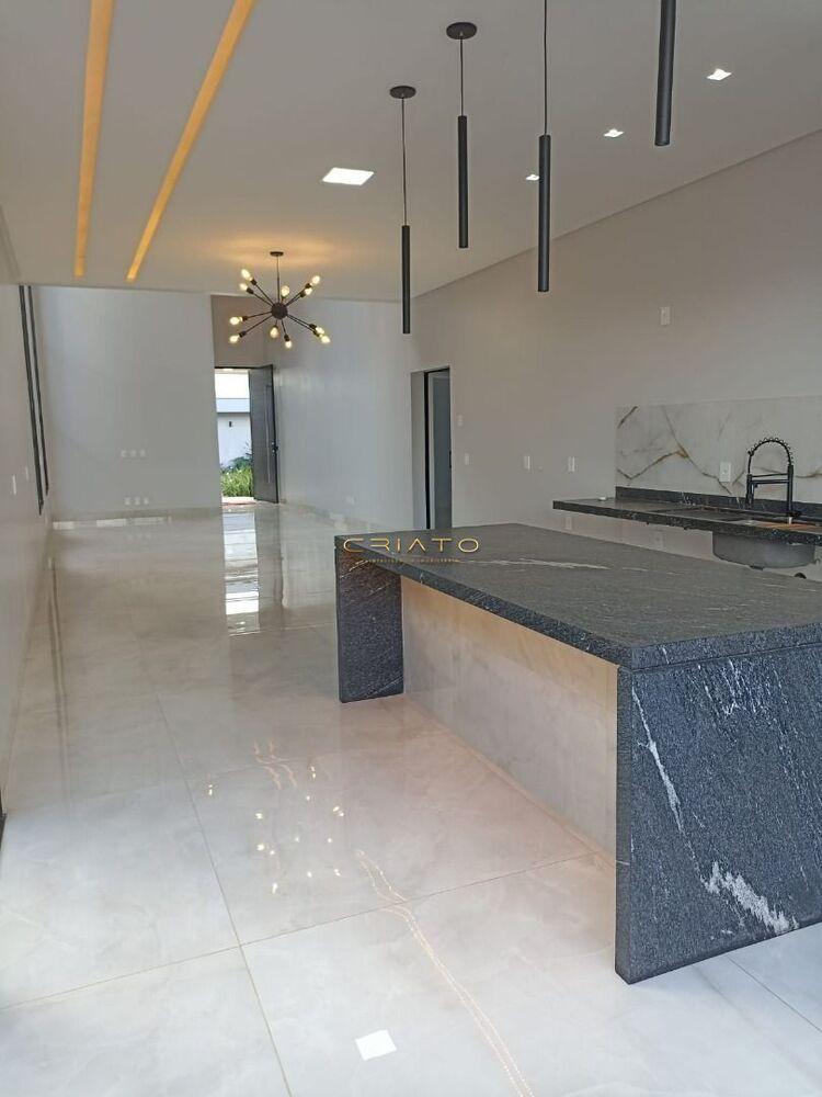 Casa, 3 quartos, 240 m² - Foto 15