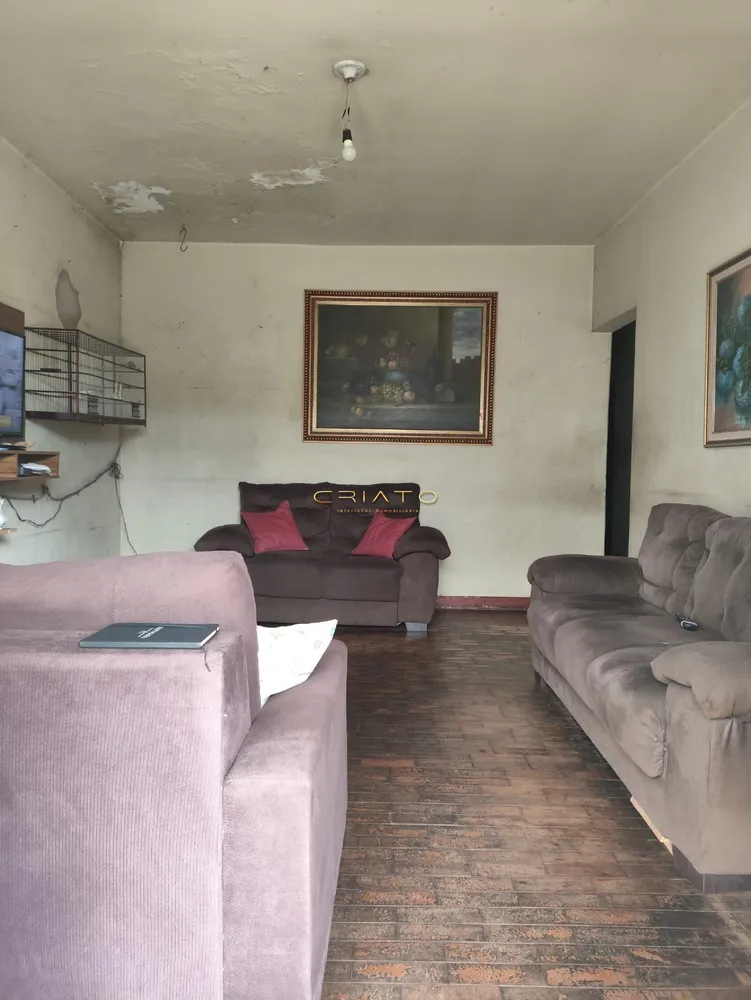 Casa, 3 quartos, 240 m² - Foto 2