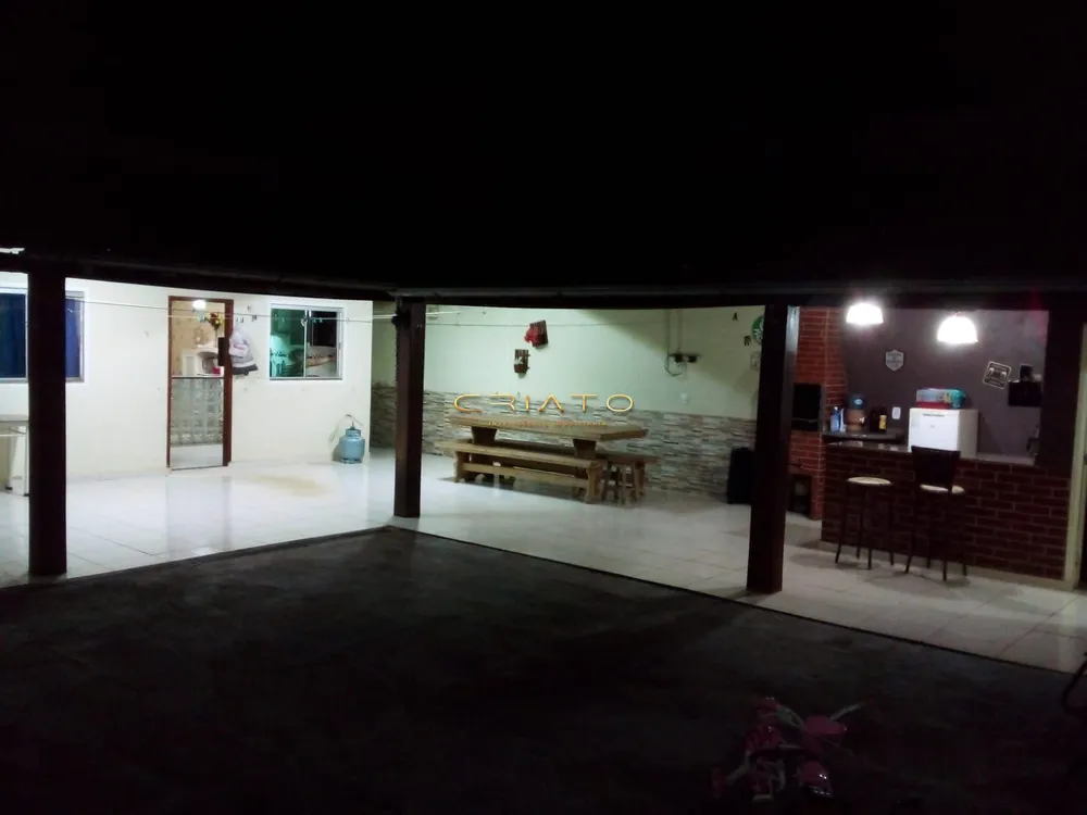 Casa, 3 quartos, 300 m² - Foto 1