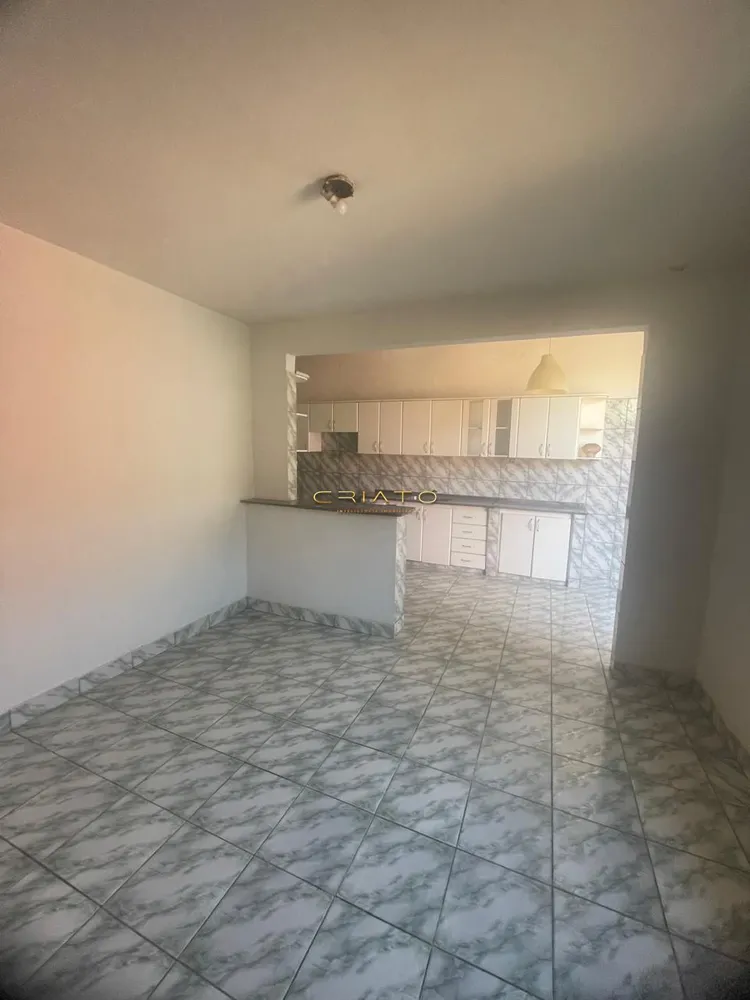 Casa, 3 quartos, 218 m² - Foto 5