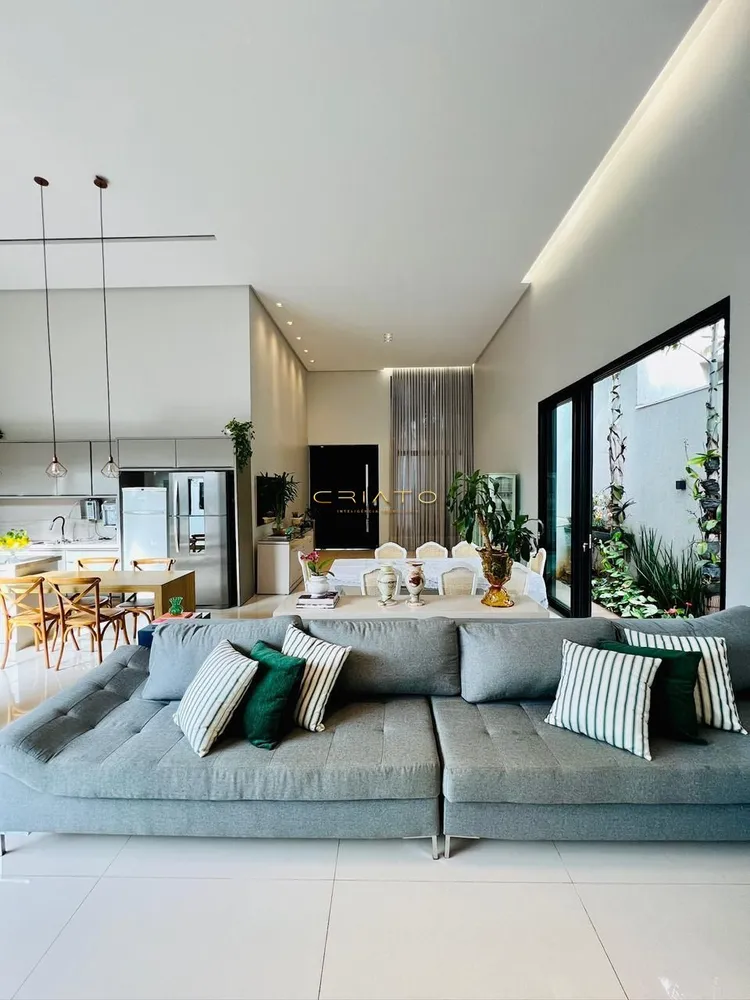 Casa, 3 quartos, 250 m² - Foto 3