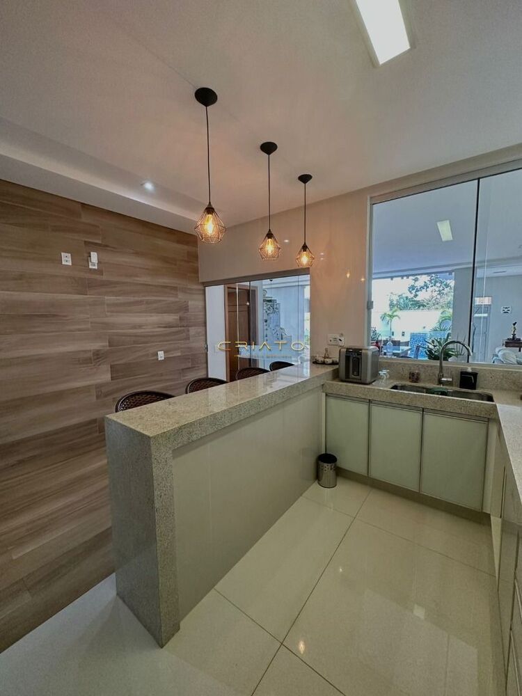 Sobrado, 4 quartos, 380 m² - Foto 2