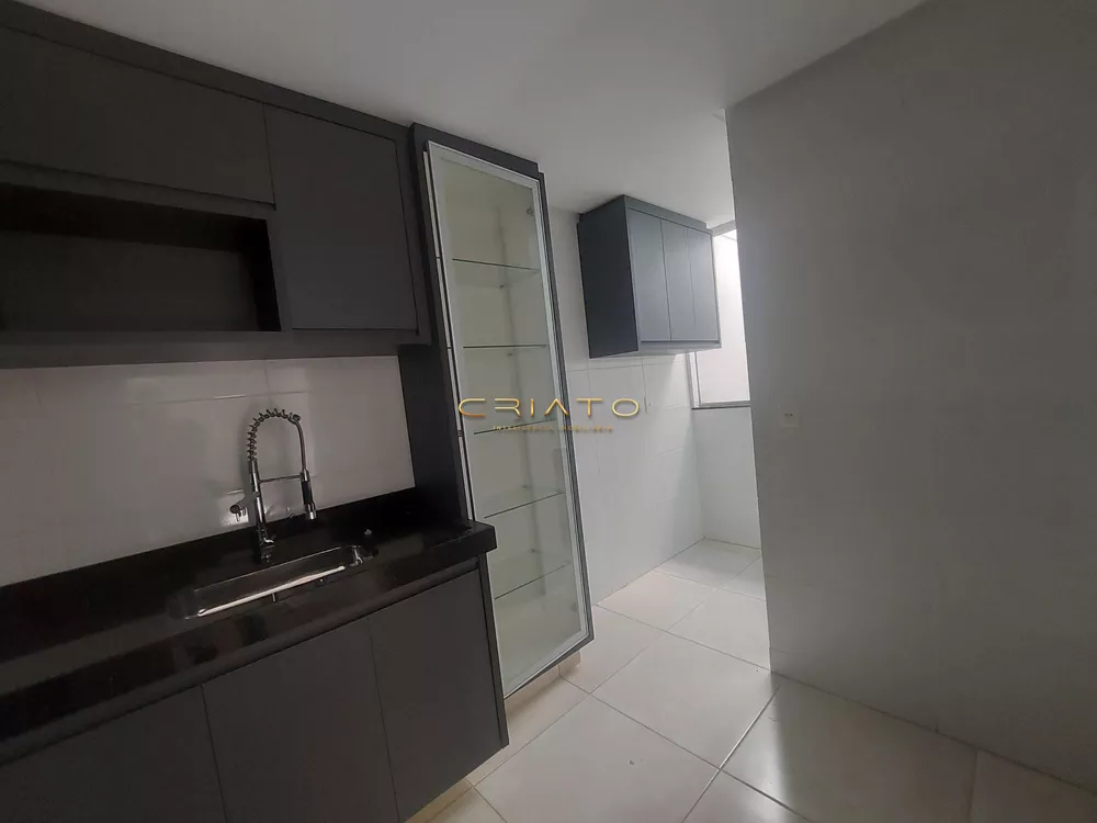 Apartamento à venda com 3 quartos, 80m² - Foto 3