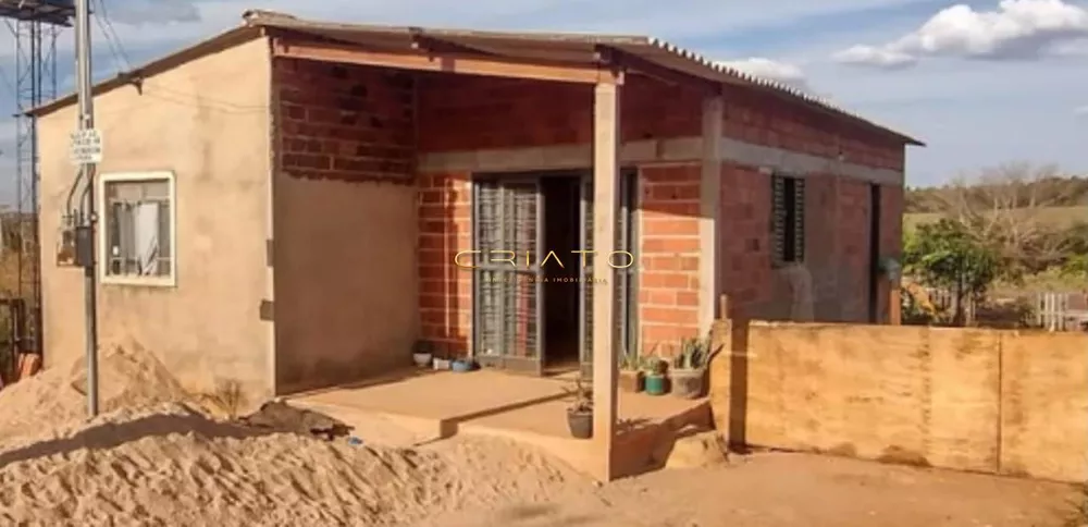 Casa à venda com 3 quartos, 90m² - Foto 3