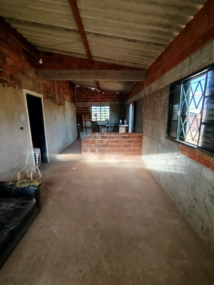 Casa à venda com 3 quartos, 90m² - Foto 5