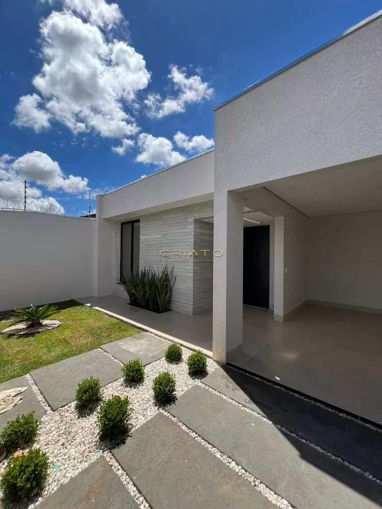 Casa à venda com 3 quartos, 170m² - Foto 1