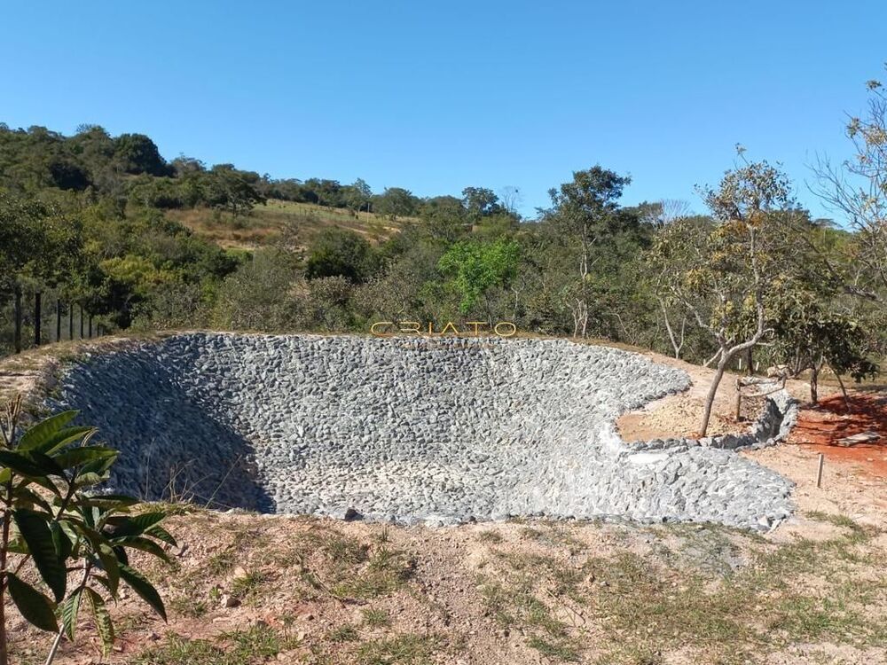 Sítio à venda com 2 quartos, 150m² - Foto 16