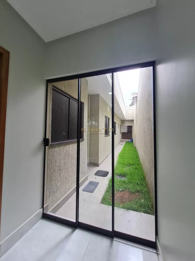 Casa à venda com 3 quartos, 135m² - Foto 4