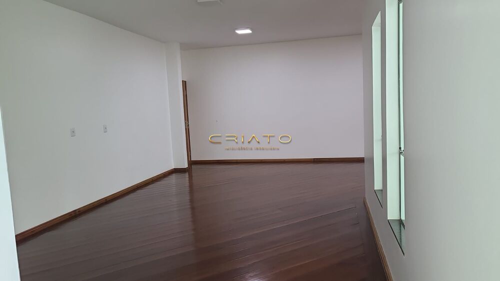 Casa à venda com 4 quartos, 300m² - Foto 19