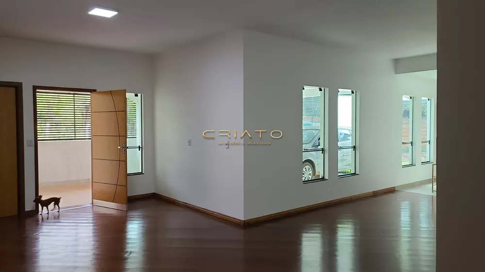 Casa, 4 quartos, 300 m² - Foto 35