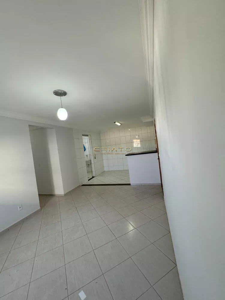 Apartamento à venda e aluguel com 3 quartos, 79m² - Foto 1