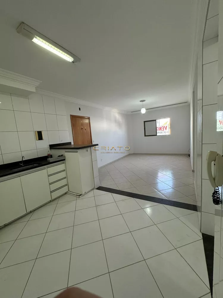 Apartamento à venda e aluguel com 3 quartos, 79m² - Foto 3