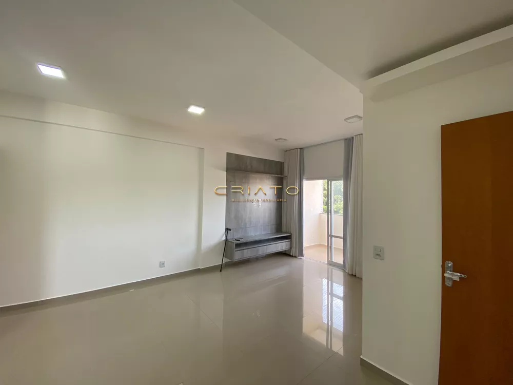 Apartamento à venda com 3 quartos, 87m² - Foto 2