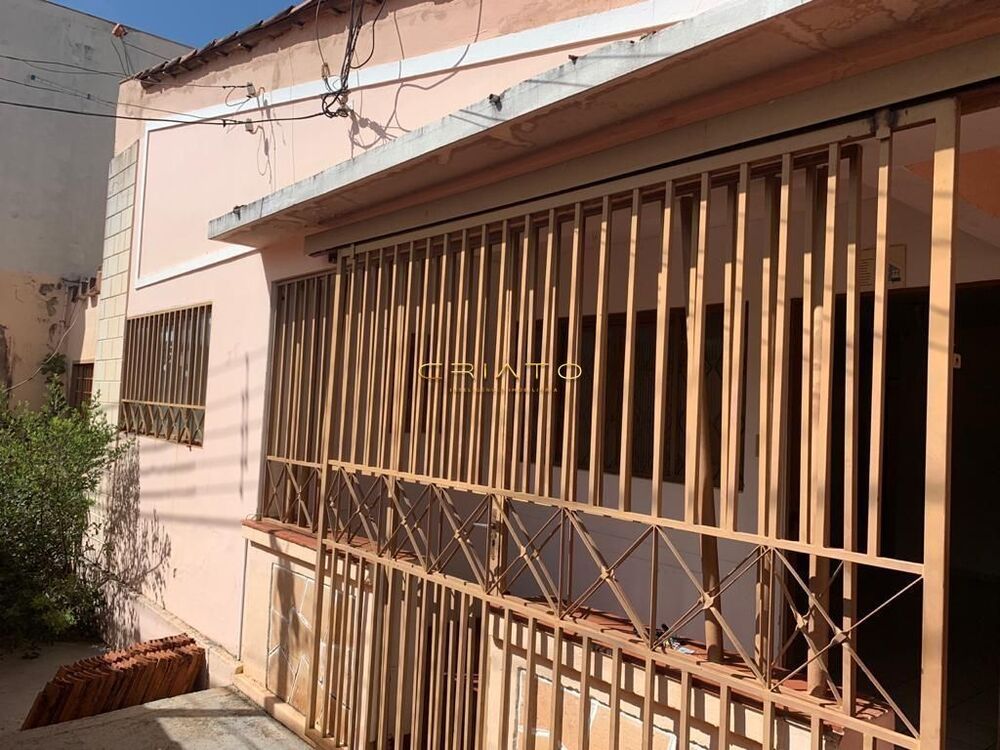 Casa à venda com 3 quartos, 161m² - Foto 3