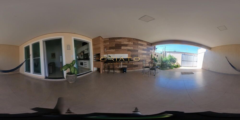 Casa à venda com 3 quartos, 120m² - Foto 1