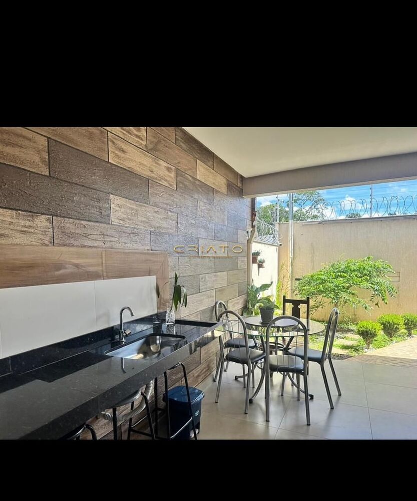 Casa à venda com 3 quartos, 120m² - Foto 3