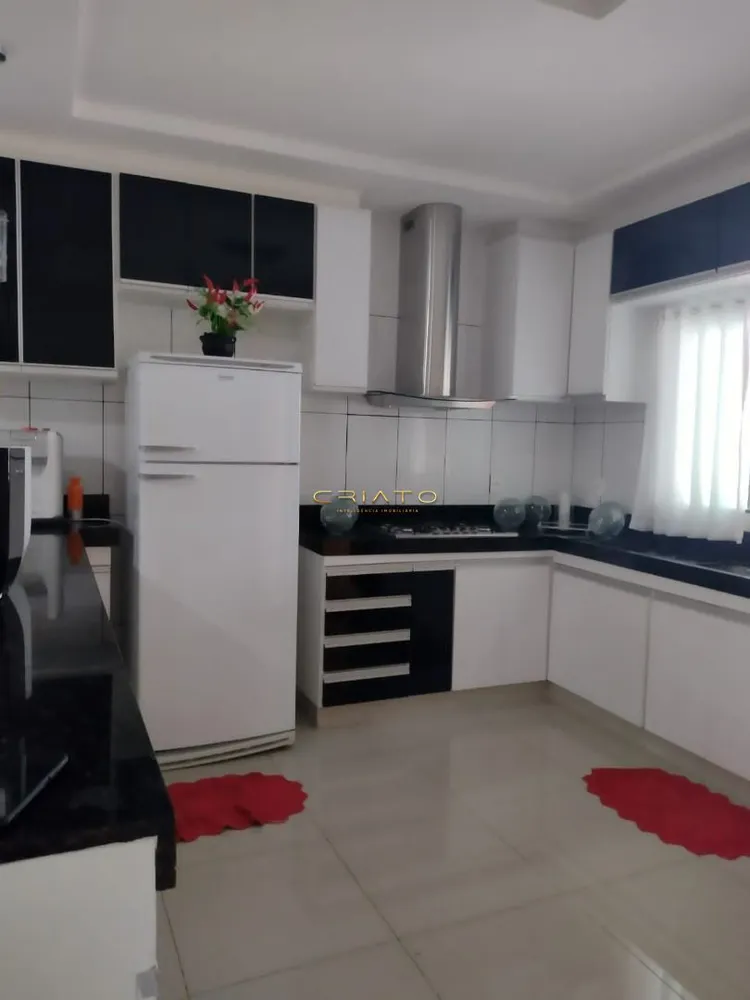 Sobrado, 3 quartos, 230 m² - Foto 5