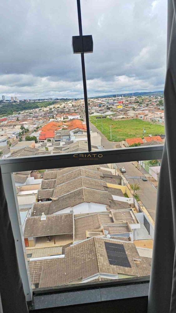 Apartamento à venda com 3 quartos, 84m² - Foto 2