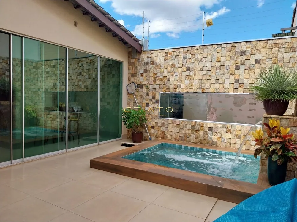 Casa, 3 quartos, 220 m² - Foto 6