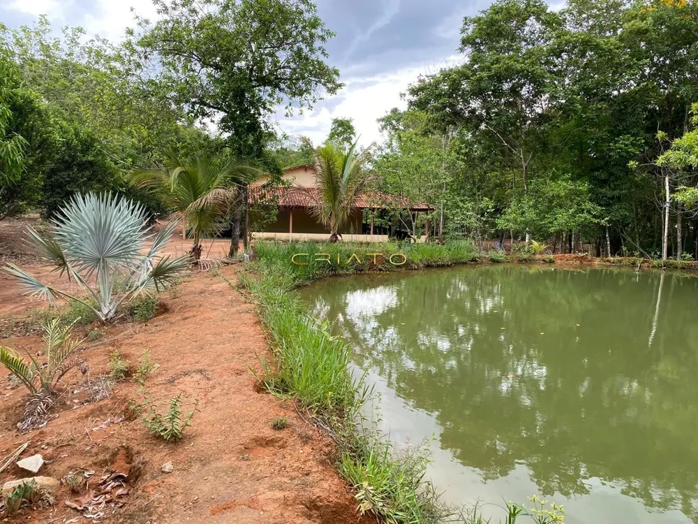 Fazenda à venda com 4 quartos, 120m² - Foto 2