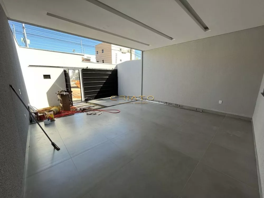 Casa à venda com 3 quartos, 170m² - Foto 3